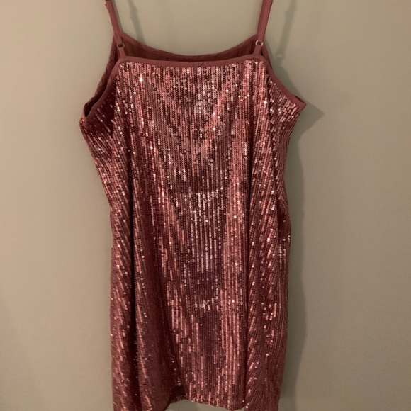 NEW sparkly sequin dress - Picture 2 of 3